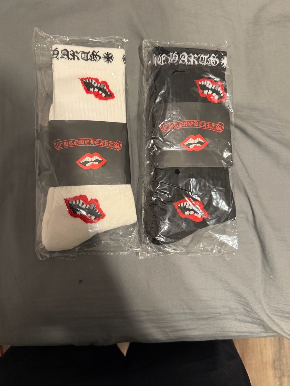Chrome Hearts White & Black Crew Socks with Red Lips Graphic (1-Pack)